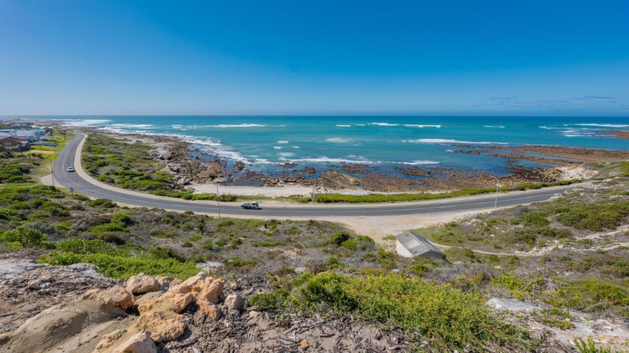 Hotel Cliff Haven Struisbaai Esterno foto