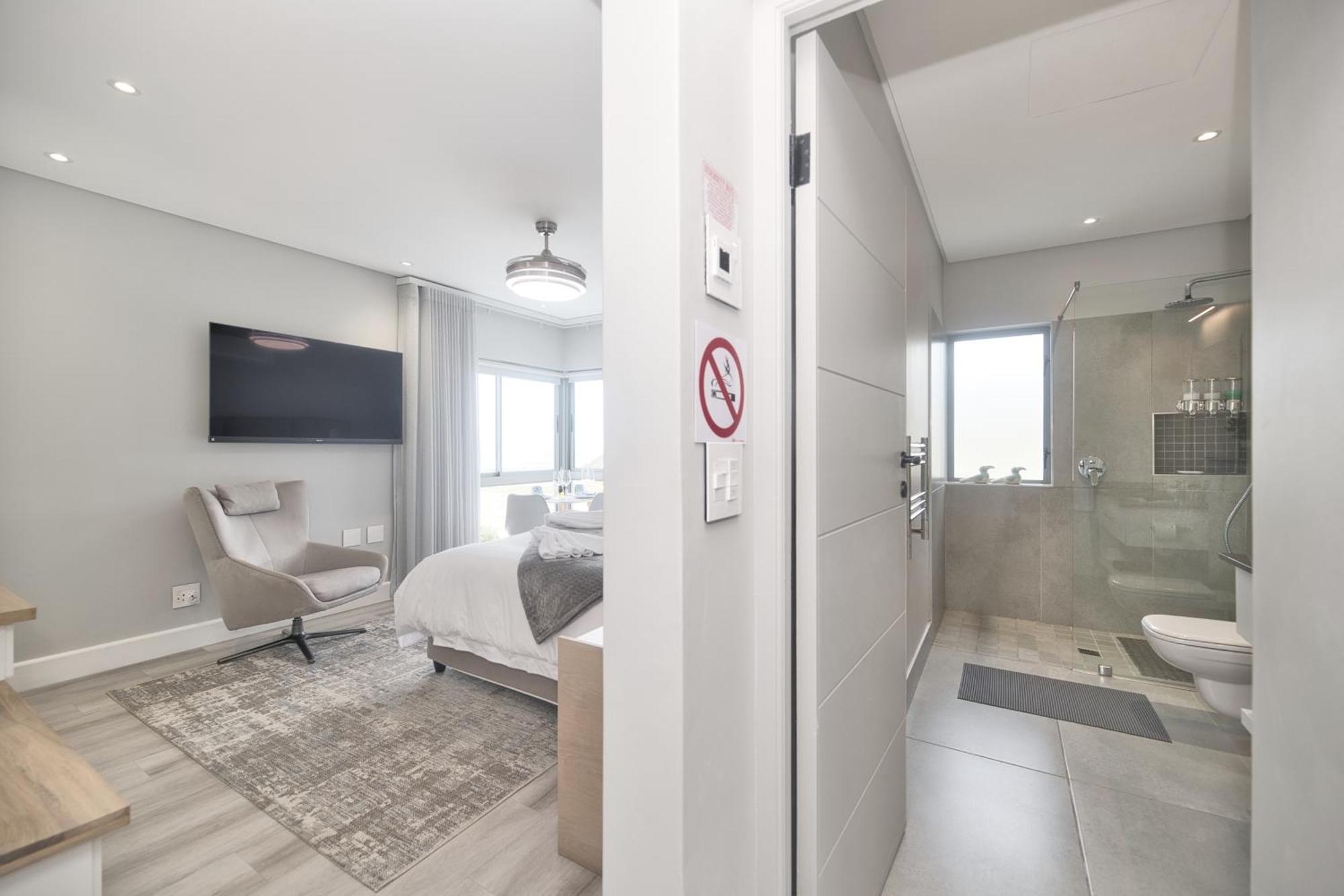 Hotel Cliff Haven Struisbaai Esterno foto