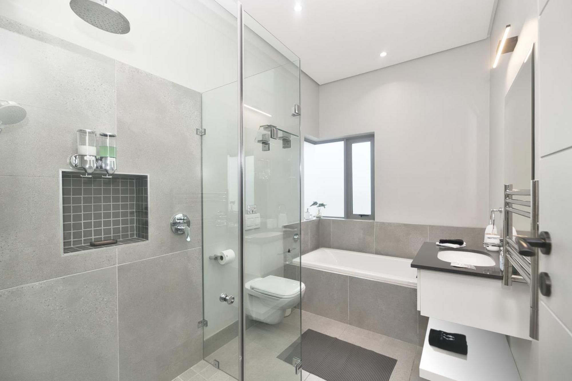 Hotel Cliff Haven Struisbaai Esterno foto